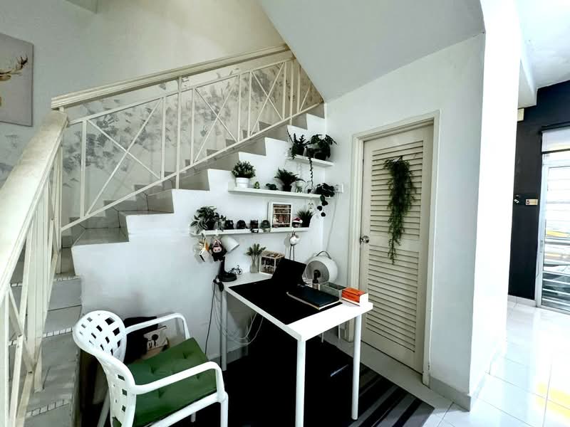 2-storey Terraced House for Sale in Taman Pulai Indah (Johor Bahru) - Karl Lim - Interior - PropertyGuru.com.my