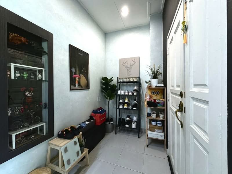 2-storey Terraced House for Sale in Taman Pulai Indah (Johor Bahru) - Karl Lim - Entrance - PropertyGuru.com.my