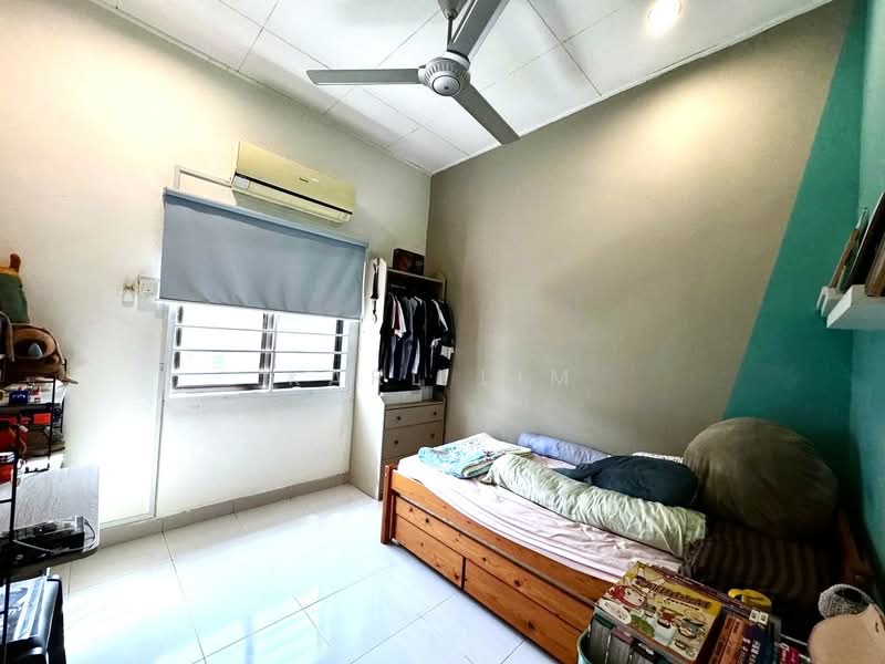 2-storey Terraced House for Sale in Taman Pulai Indah (Johor Bahru) - Karl Lim - Bedroom - PropertyGuru.com.my