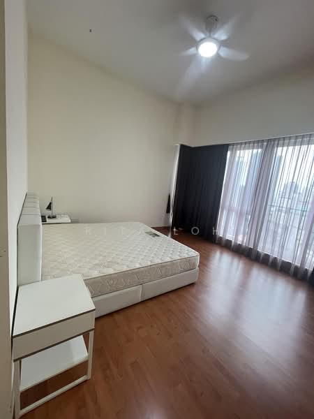 Kondominium untuk Dijual di The Park Residences 1 - Rita Loh - Bedroom - PropertyGuru.com.my