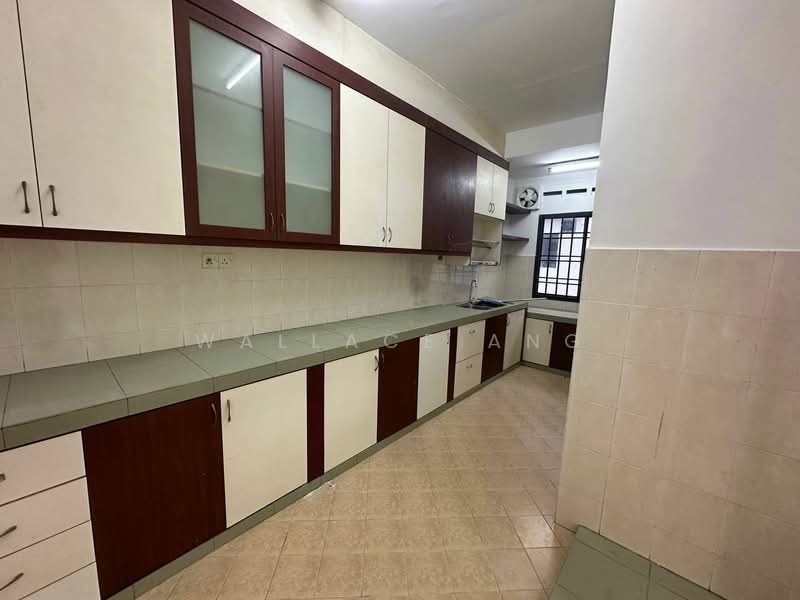 Rumah Teres 2 Tingkat untuk Dijual di Taman Mutiara Rini (Skudai) - Wallace Ang - Kitchen - PropertyGuru.com.my