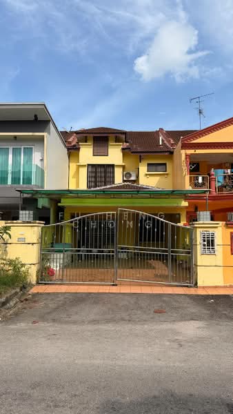 2-storey Terraced House for Sale in Bandar Seri Alam (Masai) - Fu Heng Chong - Exterior - PropertyGuru.com.my