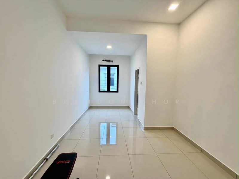 Rumah Teres 2 Tingkat untuk Dijual di Bandar Putra (Kulai) - Brandon Khor - PropertyGuru.com.my