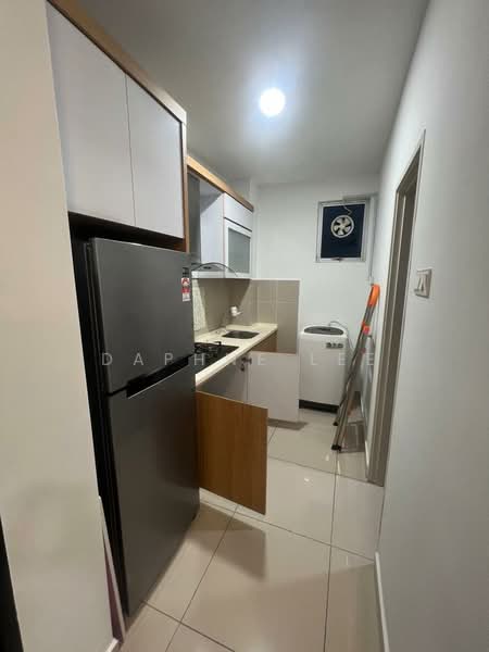 Apartment for Sale at D'Rich Executive Suites - Daphne Lee - Kitchen - PropertyGuru.com.my
