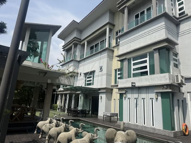 Bungalow for Sale in Taman Paramount (Petaling Jaya) - Bernard Yeo - Exterior - PropertyGuru.com.my