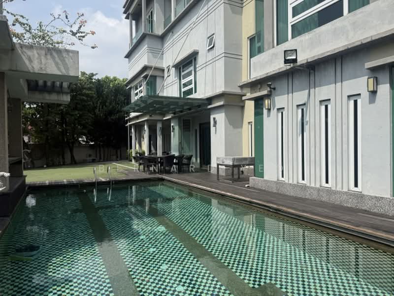 Bungalow for Sale in Taman Paramount (Petaling Jaya) - Bernard Yeo - Exterior - PropertyGuru.com.my