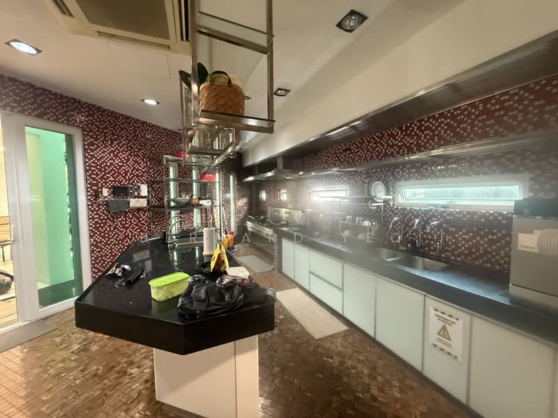 Bungalow for Sale in Taman Paramount (Petaling Jaya) - Bernard Yeo - Kitchen - PropertyGuru.com.my