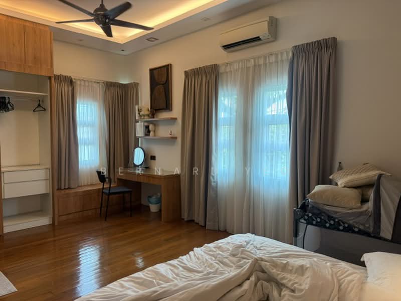 Bungalow for Sale in Taman Paramount (Petaling Jaya) - Bernard Yeo - Bedroom - PropertyGuru.com.my