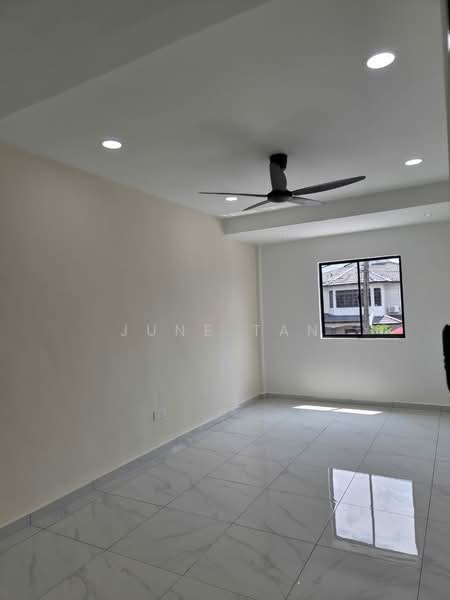 2-storey Terraced House for Rent in Taman Johor Jaya (Johor Bahru) - June Tan - Interior - PropertyGuru.com.my