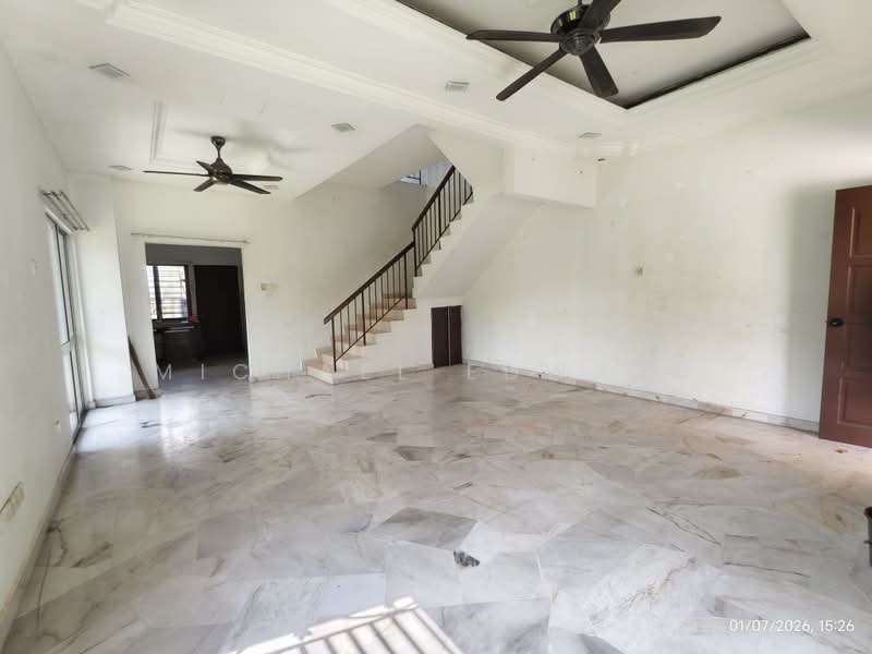 Rumah Teres 2 Tingkat untuk Dijual di Taman Klang Indah (Klang) - Michael Edward - Living Room - PropertyGuru.com.my