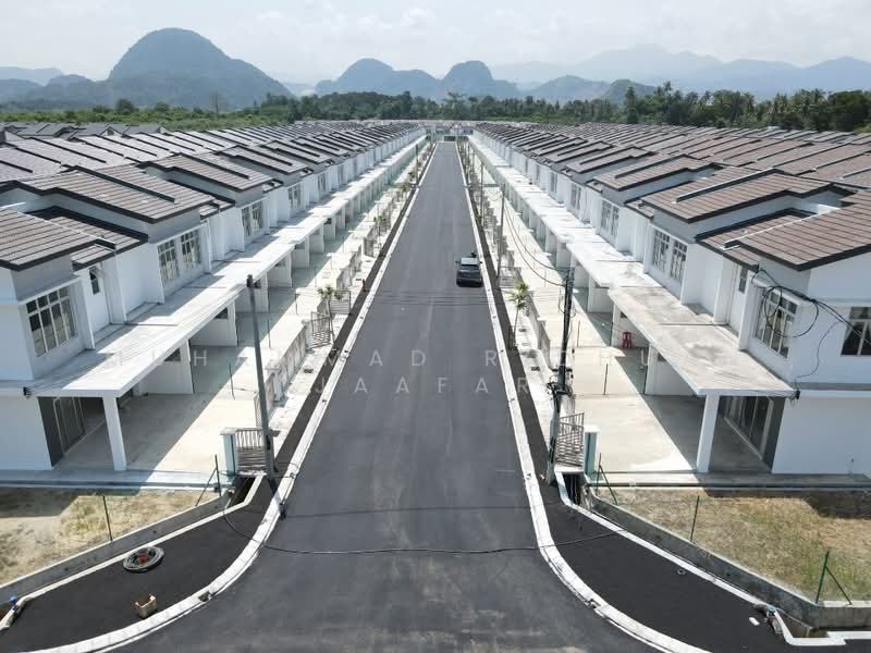 Rumah Teres untuk Dijual di Batu Gajah (Perak) - Muhammad Ridhuan Jaafar - Exterior - PropertyGuru.com.my