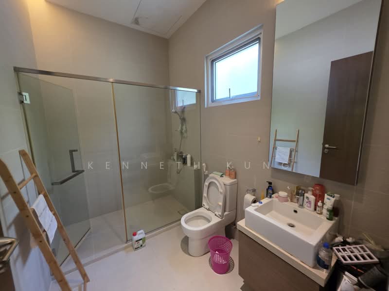 Rumah Teres untuk Disewa di Tanjung Bungah (Penang) - Kenneth Kung - Bathroom - PropertyGuru.com.my