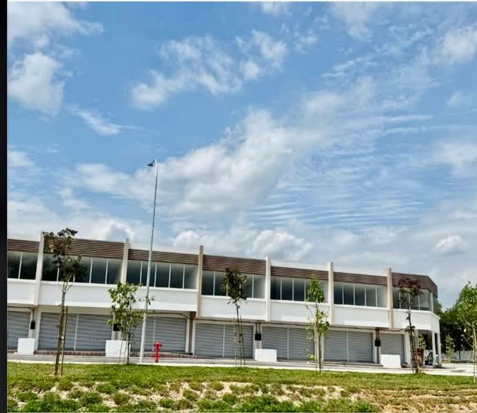 Shop for Rent in Bandar Tasik Kesuma (Beranang) - Irsyam Sjatria - Exterior - PropertyGuru.com.my