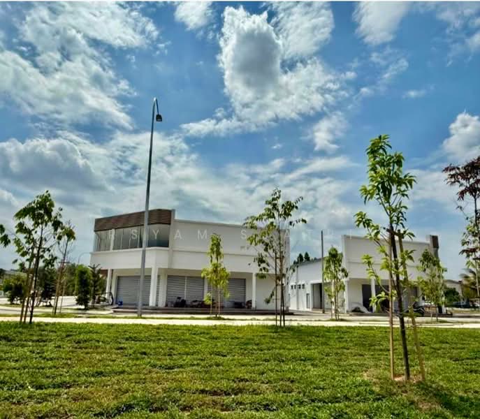 Shop for Rent in Bandar Tasik Kesuma (Beranang) - Irsyam Sjatria - Exterior - PropertyGuru.com.my