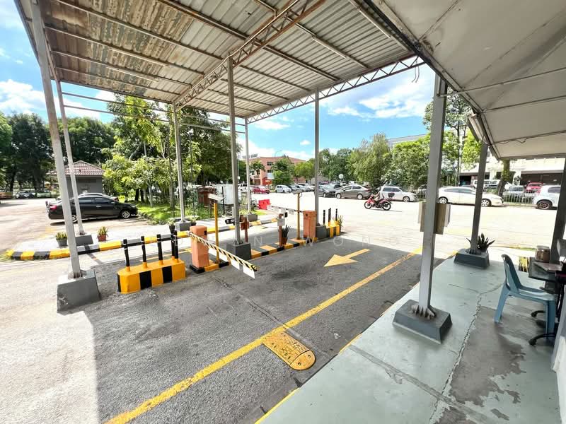 Apartment for Sale at Pangsapuri Merak - Edwin Wong - Car Park - PropertyGuru.com.my