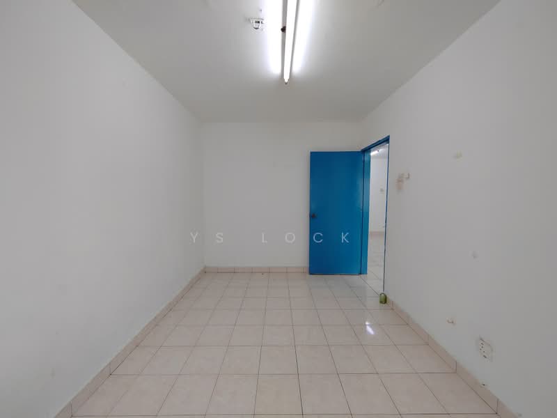 Flat for Sale at Desa Sri Puteri - YS Lock - Interior - PropertyGuru.com.my