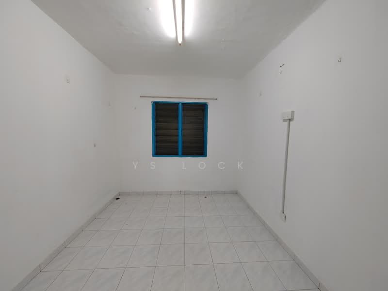 Flat for Sale at Desa Sri Puteri - YS Lock - Interior - PropertyGuru.com.my