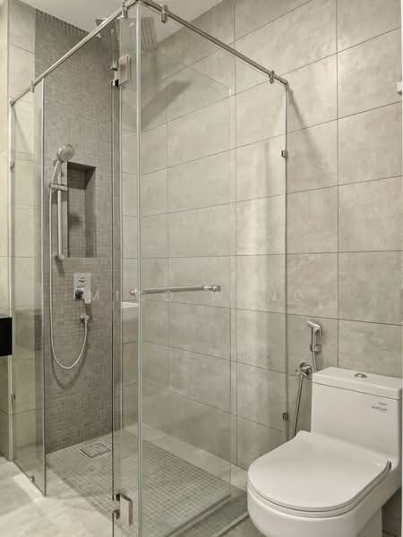 Servis Apartment untuk Disewa di The Sentral Suites - Mico Wong - Bathroom - PropertyGuru.com.my