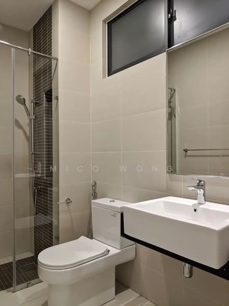 Servis Apartment untuk Disewa di The Sentral Suites - Mico Wong - Bathroom - PropertyGuru.com.my