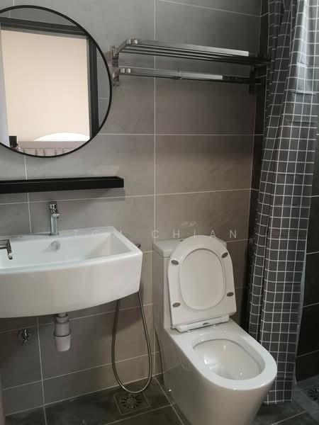 Servis Apartment untuk Disewa di Twin Tower Residence - Tom Chian - Bathroom - PropertyGuru.com.my
