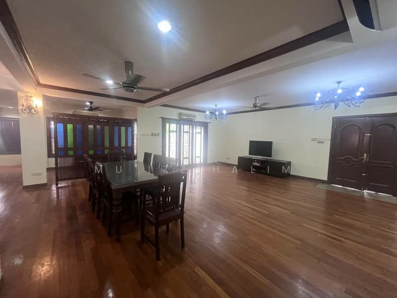 2-storey Terraced House for Sale in Pantai Dalam (Pantai) - Mu'izz Halim - Dining Room - PropertyGuru.com.my