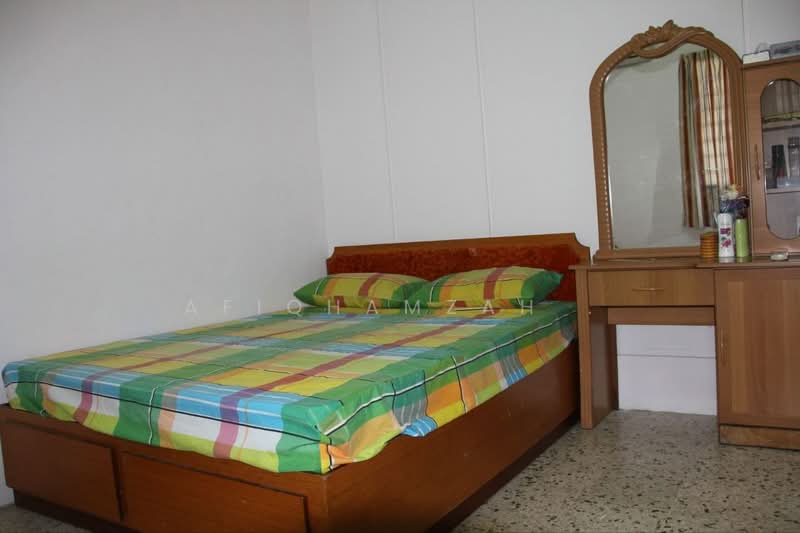 Rumah Teres 1 Tingkat untuk Disewa di Bayan Baru (Penang) - AfiqHamzah . - Bedroom - PropertyGuru.com.my