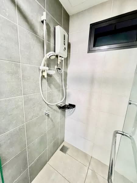 Servis Apartment untuk Disewa di Solstice @ Pan'gaea - Kar Hooi - Bathroom - PropertyGuru.com.my