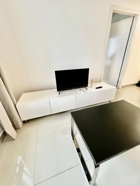Servis Apartment untuk Disewa di Solstice @ Pan'gaea - Kar Hooi - Living Room - PropertyGuru.com.my