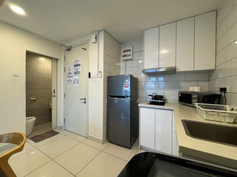 Servis Apartment untuk Dijual di Arte Mont Kiara - Azli Ibrahim - Kitchen - PropertyGuru.com.my
