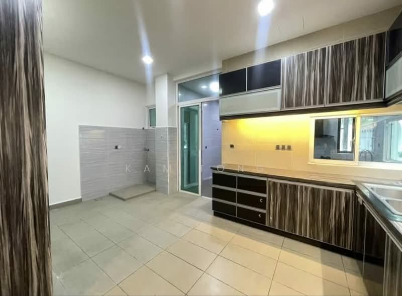 Bungalow for Sale in Kinrara Residence (Puchong) - Kam Tong - PropertyGuru.com.my