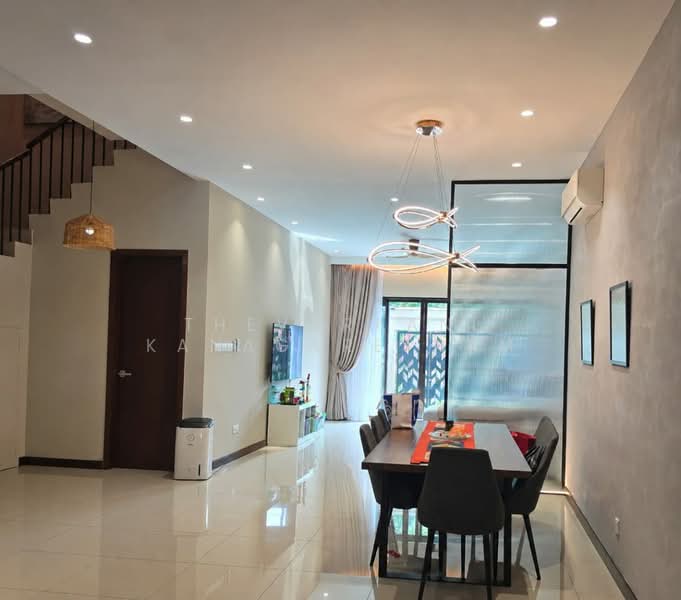 2-storey Terraced House for Sale in Rawang (Selangor) - Thevaraani Kanagaretnam - Living Room - PropertyGuru.com.my