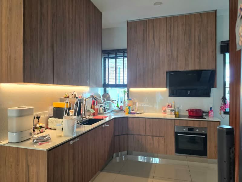 2-storey Terraced House for Sale in Rawang (Selangor) - Thevaraani Kanagaretnam - Kitchen - PropertyGuru.com.my