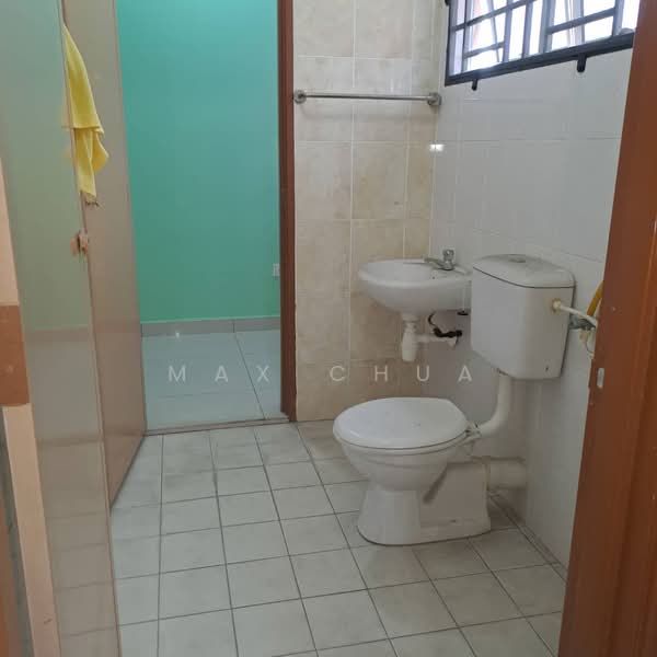 2-storey Terraced House for Rent in Taman Tun Perak (Cheras) - Max Chua - Bathroom - PropertyGuru.com.my