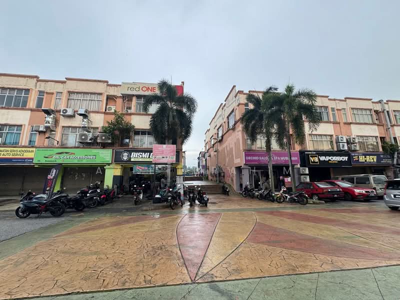 Kedai untuk Dijual di Taman Prima Saujana (Kajang) - Azli Ibrahim - Exterior - PropertyGuru.com.my