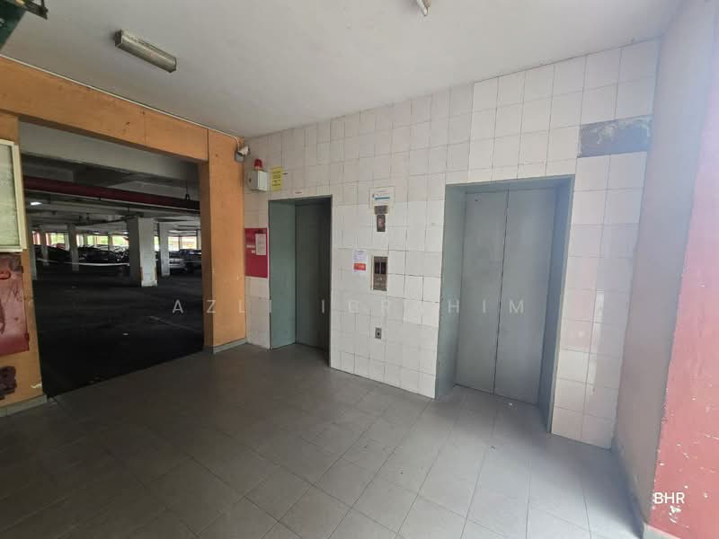 Condominium for Sale at Bukit Winner (Winner Heights) - Azli Ibrahim - Corridor - PropertyGuru.com.my
