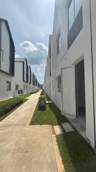2-storey Terraced House for Sale in Semenyih (Selangor) - Yoke Leng Sew - Exterior - PropertyGuru.com.my