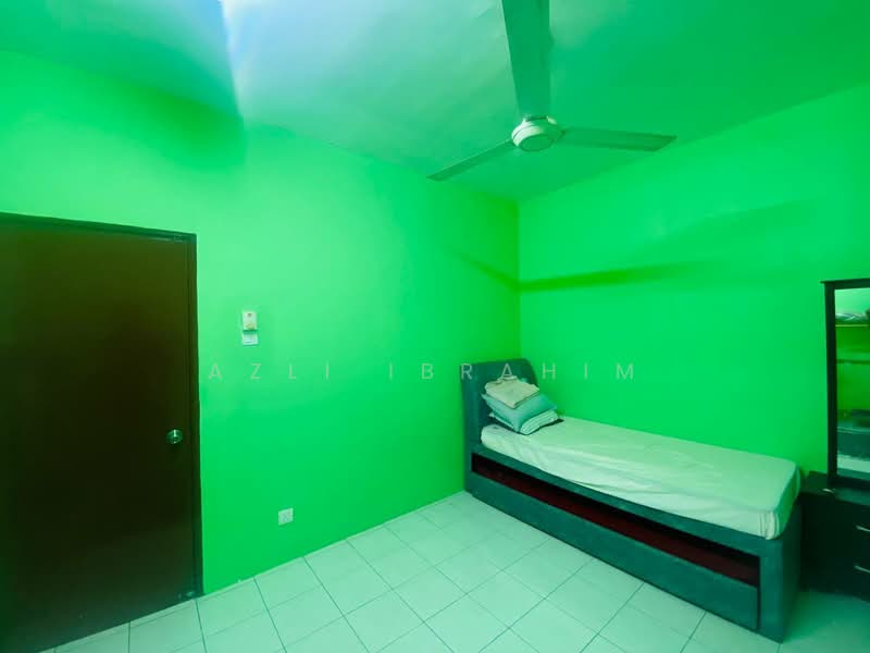 Pangsapuri untuk Dijual di Puncak Baiduri Apartment - Azli Ibrahim - Bedroom - PropertyGuru.com.my