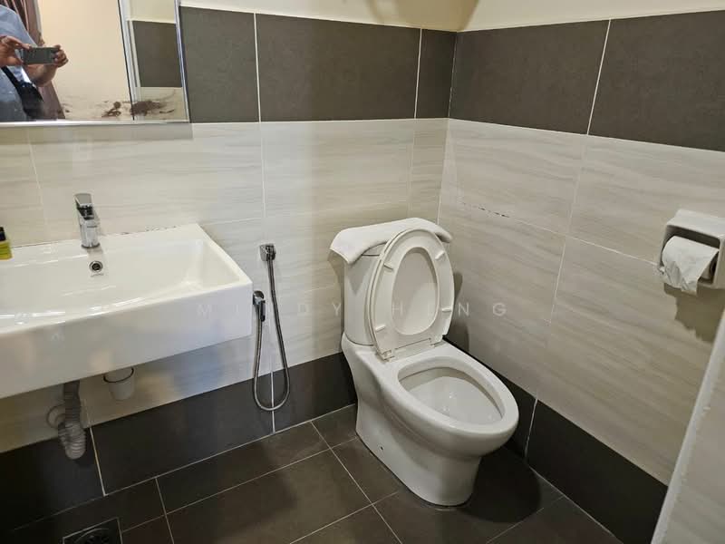 Shop for Sale in Taman Nusa Sentral (Iskandar Puteri (Nusajaya)) - Mindy Heng - Bathroom - PropertyGuru.com.my