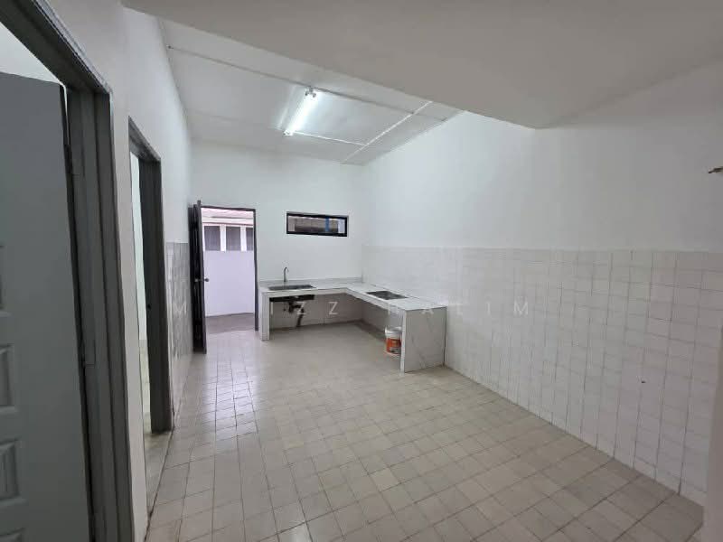 Rumah Teres 1 Tingkat untuk Dijual di Meru (Klang) - Mu'izz Halim - Kitchen - PropertyGuru.com.my