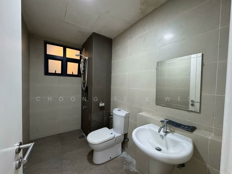 Kondominium untuk Disewa di Ascenda Residence @ Skyarena - Choong Teck Wei - Bathroom - PropertyGuru.com.my