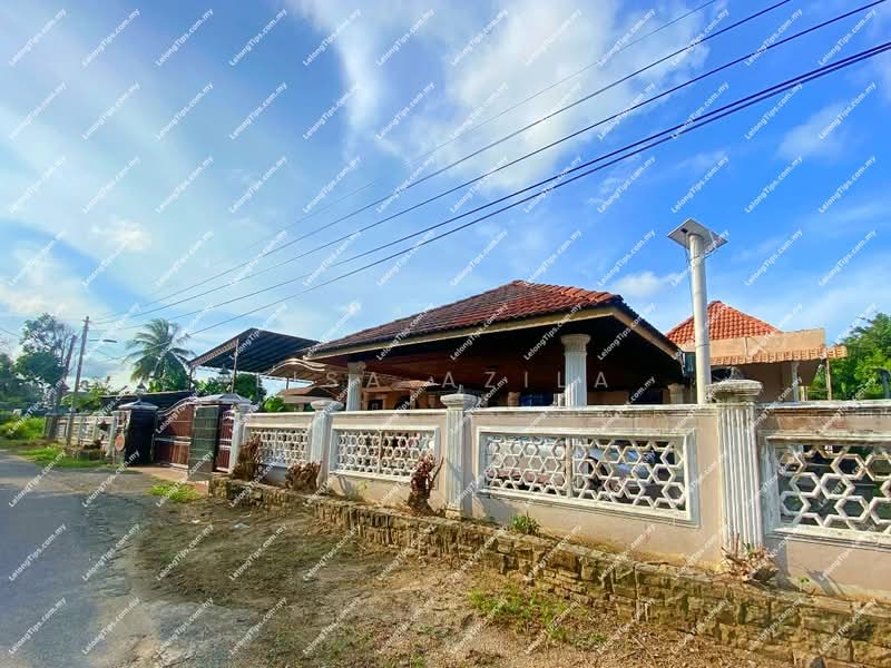 Rumah Berkembar untuk Dijual di Kota Bharu (Kelantan) - Lisa Azila - Exterior - PropertyGuru.com.my