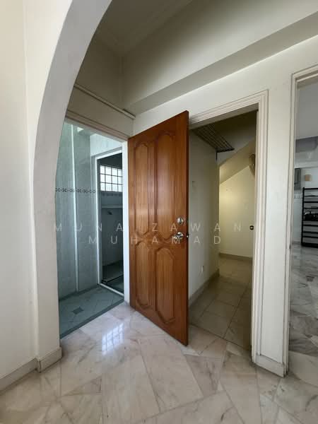 Kondominium untuk Dijual di Awana Puri - Muna Zawani Muhamad - Entrance - PropertyGuru.com.my