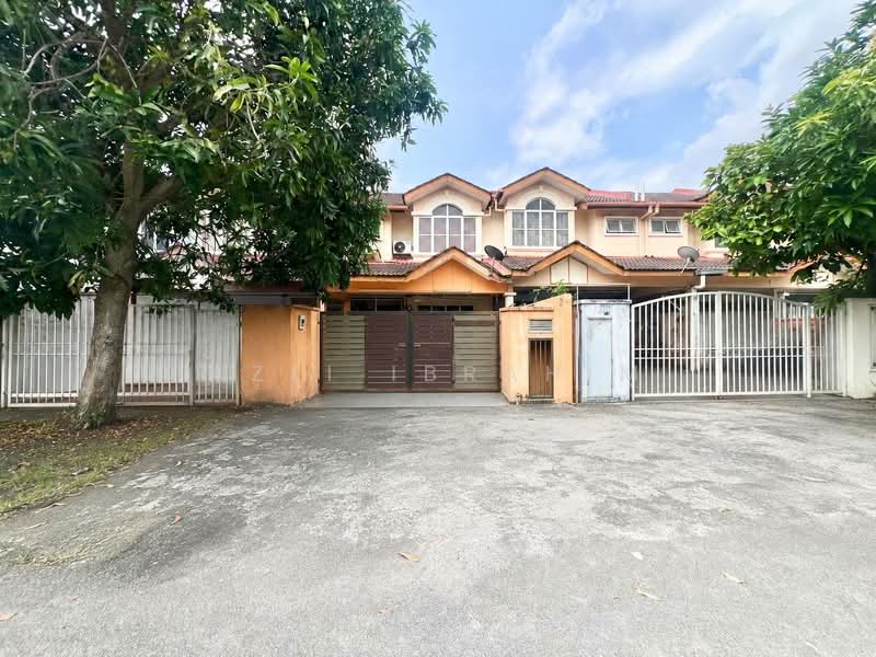 Rumah Teres 2 Tingkat untuk Dijual di Taman Pelangi Semenyih (Semenyih) - Azli Ibrahim - Exterior - PropertyGuru.com.my