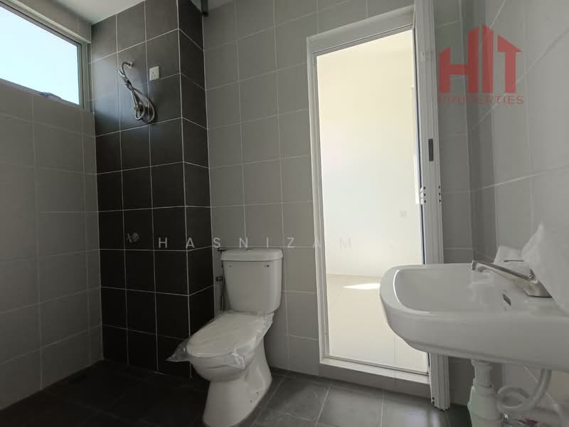 Rumah Berkembar untuk Dijual di Kerian (Perak) - Hasnizam . - PropertyGuru.com.my