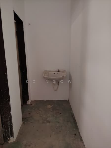 Kedai / Pejabat untuk Disewa di Taman Kuchai Jaya (Kuchai Lama) - KC Ngow . - PropertyGuru.com.my