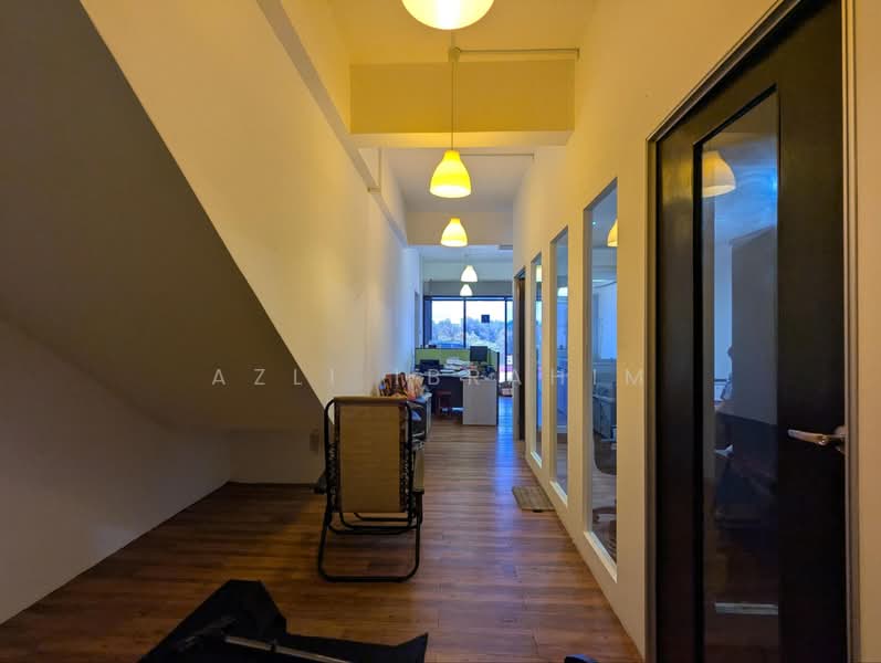 Kedai untuk Dijual di Bukit Jelutong (Shah Alam) - Azli Ibrahim - Interior - PropertyGuru.com.my