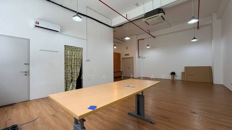 Pejabat untuk Disewa di Bukit Jelutong (Shah Alam) - Izzaza Izzati - Interior - PropertyGuru.com.my