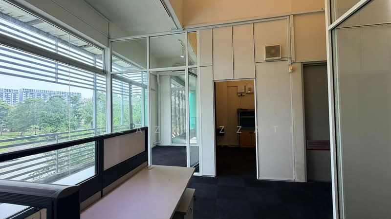 Kedai / Pejabat untuk Disewa di Bukit Jelutong (Shah Alam) - Izzaza Izzati - Interior - PropertyGuru.com.my