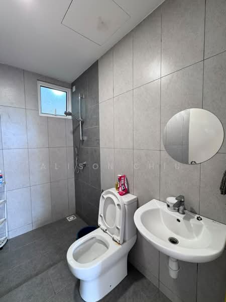 Servis Apartment untuk Disewa di Tuan 2egacy - Alison Chiu - Bathroom - PropertyGuru.com.my