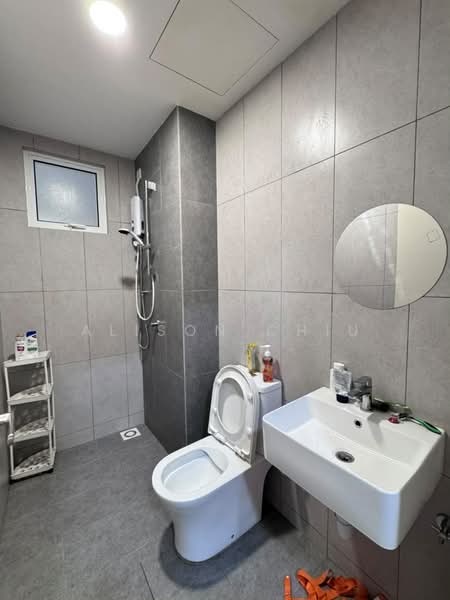 Servis Apartment untuk Disewa di Tuan 2egacy - Alison Chiu - Bathroom - PropertyGuru.com.my